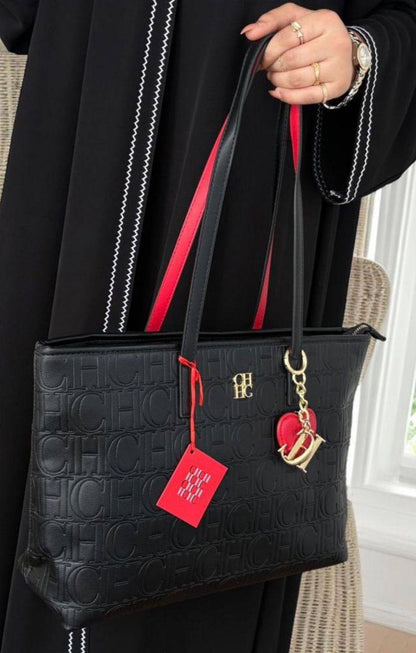 CH
100 dhs🪙🌨️
SIZE：42cm
High quality and large capacity

Zain35
♥️♥️♥️