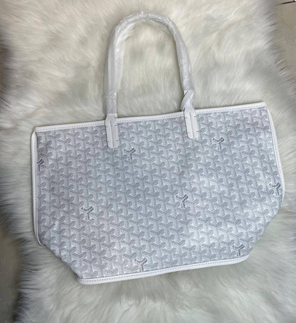 Goyard
⚡34cm
85 dhs✅

Zain118
♥️♥️♥️