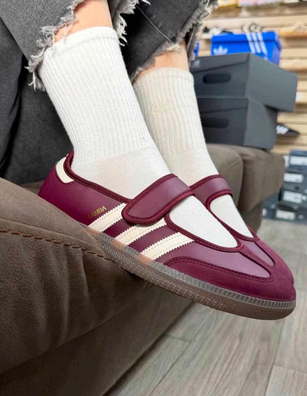 adidas Samba Jane Maroon Cream White ，
Size 36-41 ，
190 dhs🇦🇪🇦🇪

Zain18
♥️♥️♥️