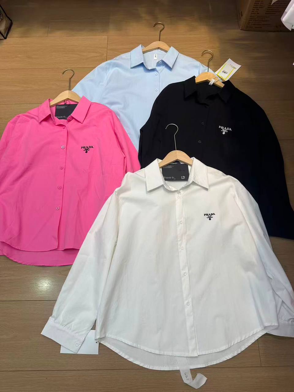 Free size 
70 dhs🇦🇪🇦🇪

Zain140
♥️♥️♥️