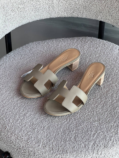 HERMES

36-41

_Super master high quality_🪡
430 dhs🇦🇪🇦🇪

Zain176
♥️♥️♥️