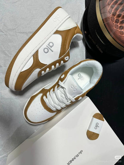 Alo Shoes
Size 36-41
140 DHS🇦🇪🇦🇪

Zain40
♥️♥️♥️