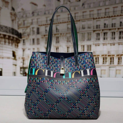 CH
125 DHS🪙🌨️ size 23cm
130 DHS🪙🌨️ size 31cm
150 DHS🪙🌨️30cm 2in1

Zain07
♥️♥️♥️