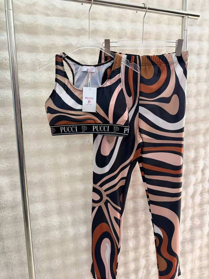PUCCI
Women’s Set
Master Quality 
SML
350 dhs✅

Zain276
♥️♥️♥️
