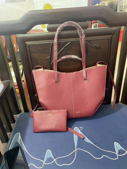 POLENE
100 dhs🪙💕
Good Quality

Zain190
♥️♥️♥️