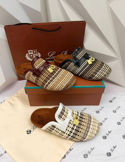Loro Piana
SIZE 36-41  
180 dhs✅

Zain88
♥️♥️♥️