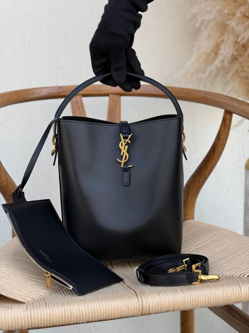 YSL

14cm
330 dhs🪙🌨️

16cm
350 dhs🪙🌨️

20cm
370 dhs🪙🌨️

Top quality 
With box🎁

Zain167
♥️♥️♥️