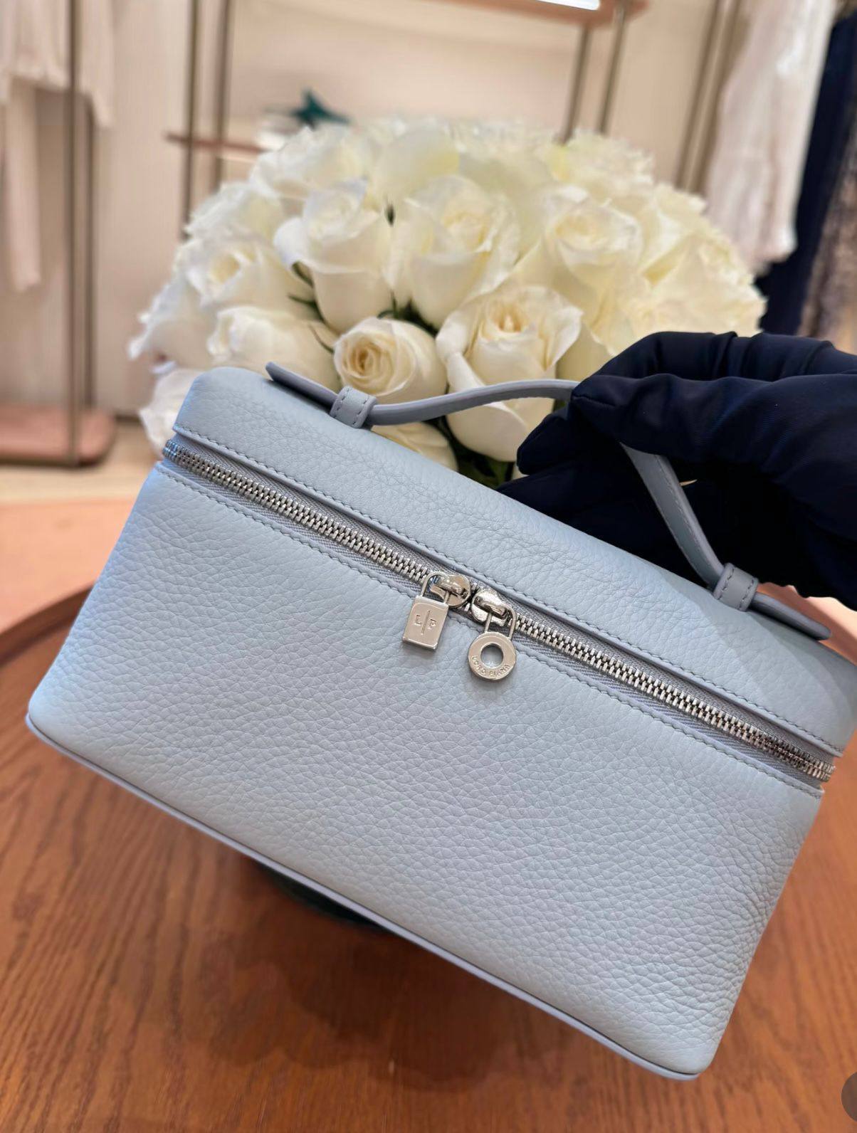 LV
Master Bags +++
For Price 👇 WTSP Text Zain 0568585901

Zain142
♥️♥️♥️