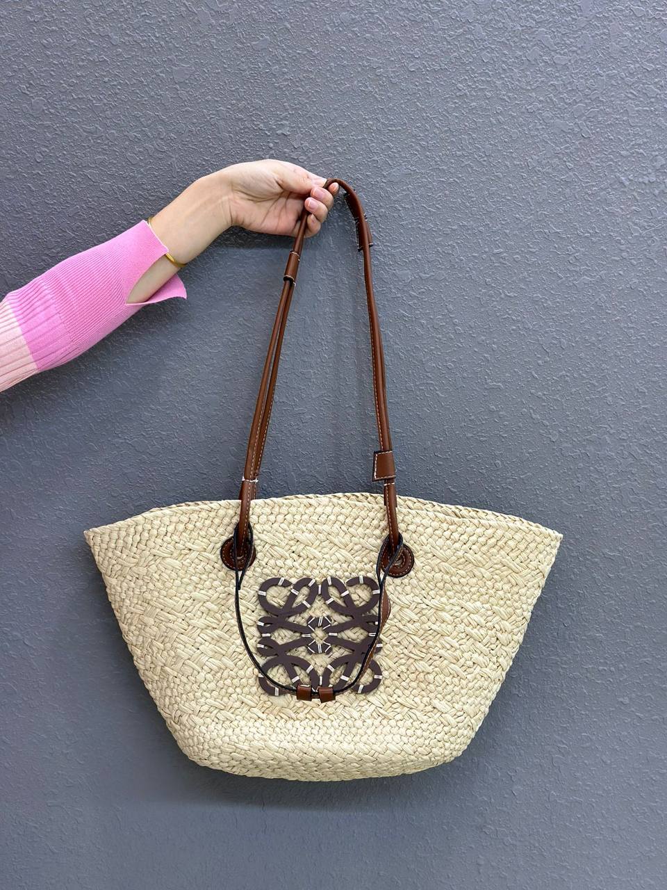 LOEWE
SIZE……….27CM
90 dhs✅

Zain244
♥️♥️♥️