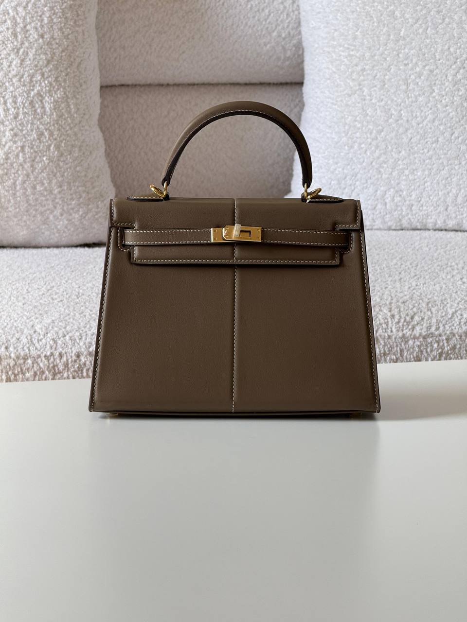 Hermes kelly 25cm💕master quality😍

with box❤️ 
🎁🎁🎁

580 dhs🪙🌨️

Zain52
♥️♥️♥️