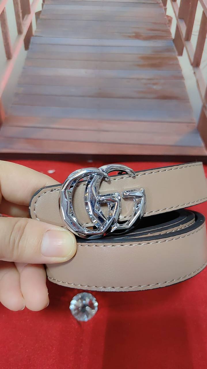 Belts

35 dhs💓

with box 
🎁🎁🎁

Zain232
♥️♥️♥️