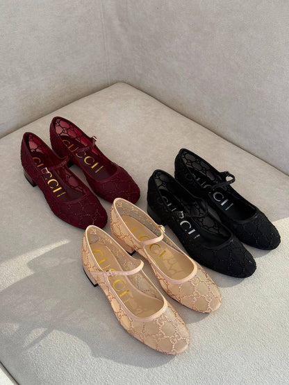 GUCCI
QUALITY: SUPER MASTER 💥😍
SIZE:36 TO 42🥰

450 dhs✅

Zain319
♥️♥️♥️