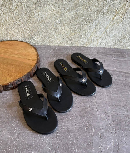 CHANEL 💫😍
SuperMaster Quality 💯
400 dhs✅
Size: 36-41 💥

Zain171
♥️♥️♥️