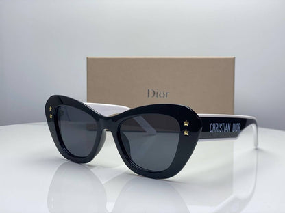 Sunglasses
65 dhs🇦🇪🇦🇪

Zain182
♥️♥️♥️