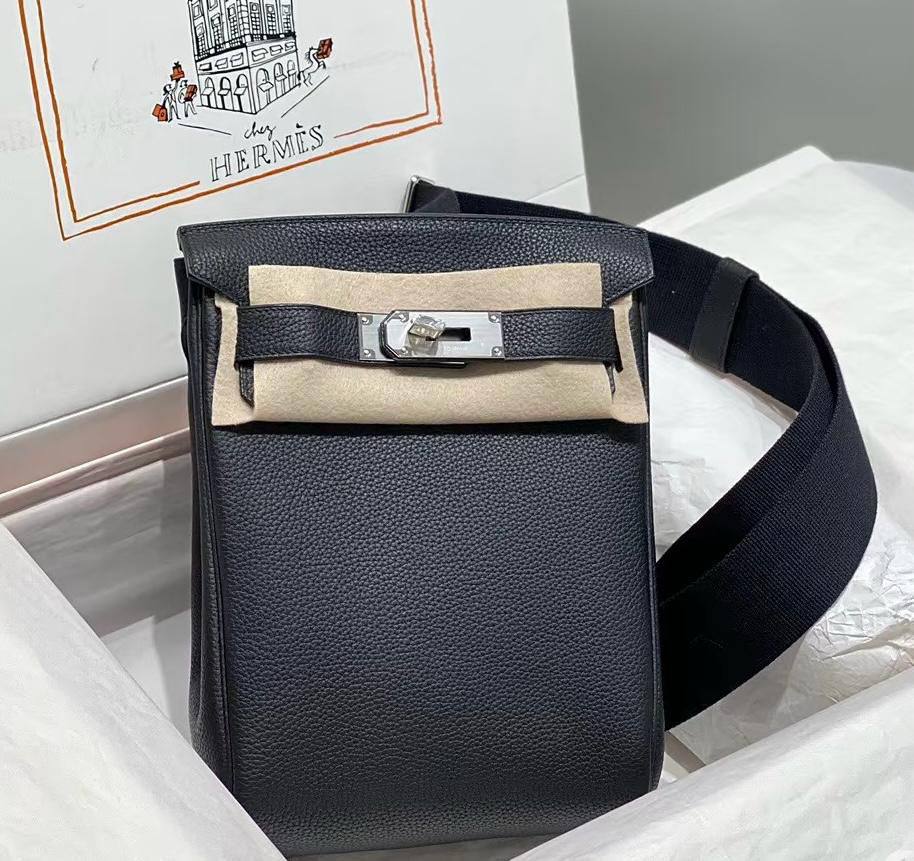 Hermes
Master Bags +++
For Price 👇 WTSP Text Zain 0568585901

Zain142
♥️♥️♥️
