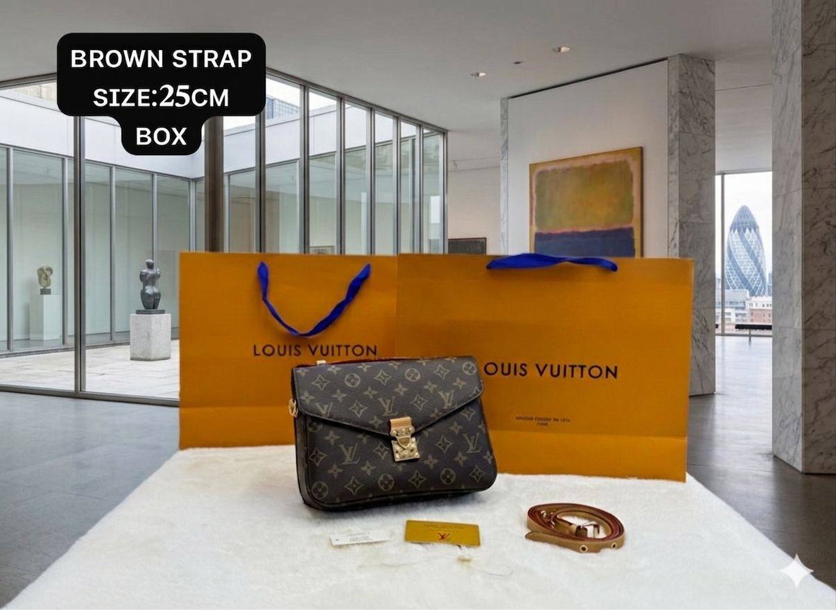 LV ᴘᴏᴄʜᴇᴛᴛᴇ Mᴇᴛɪs
ᴏᴜᴛsɪᴅᴇ ᴢɪᴘᴘᴇᴅ ᴘᴏᴄᴋᴇᴛ
𝟑ᴄᴏᴍᴘᴀʀᴛᴍᴇɴᴛ
sᴛʀᴀᴘ ʀᴇᴍᴏᴠᴀʙʟᴇ,ᴀᴅᴊᴜsᴛᴀʙʟᴇ
ᴡɪᴛʜʙᴏx🎁
ʟᴇᴀᴛʜᴇʀ
sɪᴢᴇ:25ᴄᴍ
110 dhs✅

Zain56
♥️♥️♥️