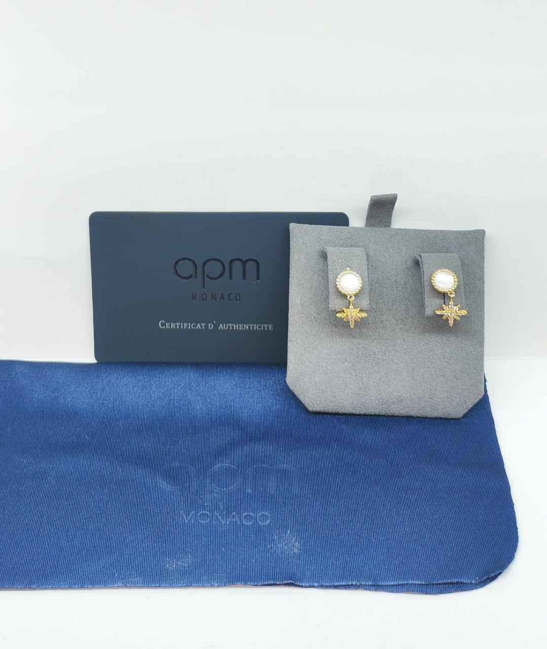 APM
Earring
55 dhs🪙💕 

Zain122
♥️♥️♥️