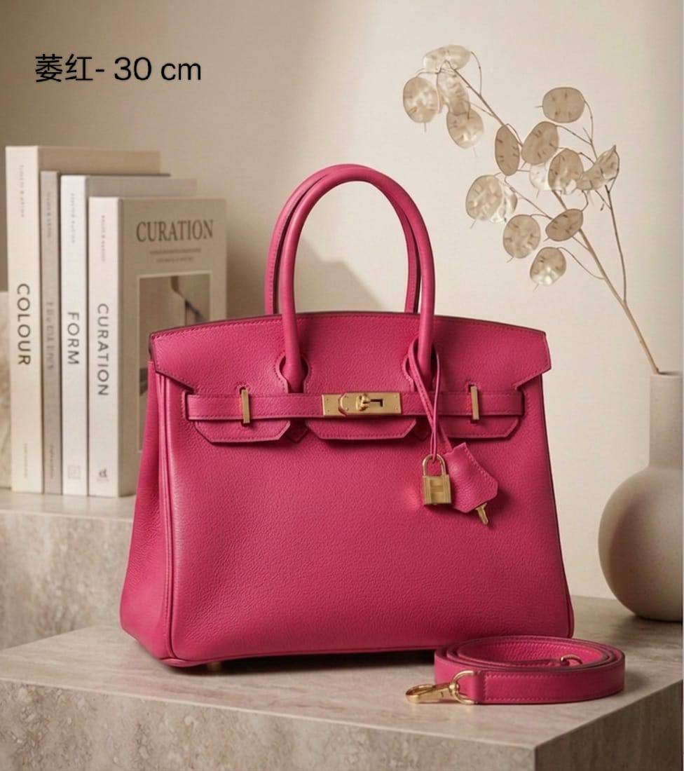 HERMES

 ʙɪʀᴋɪɴ SOFT ʟᴇᴀᴛʜᴇʀ ɢᴏʟᴅ ʜᴀʀᴅᴡᴀʀᴇ ᴡɪᴛʜ ʟᴏɴɢ ʙᴇʟᴛ sᴛʀᴀᴘ 

sɪᴢᴇ : 30 cm
ɢᴏᴏᴅ ǫᴜᴀʟɪᴛʏ ᴍᴀᴛᴇʀɪᴀʟ 

115 dhs🇦🇪🇦🇪

Zain31
♥️♥️♥️