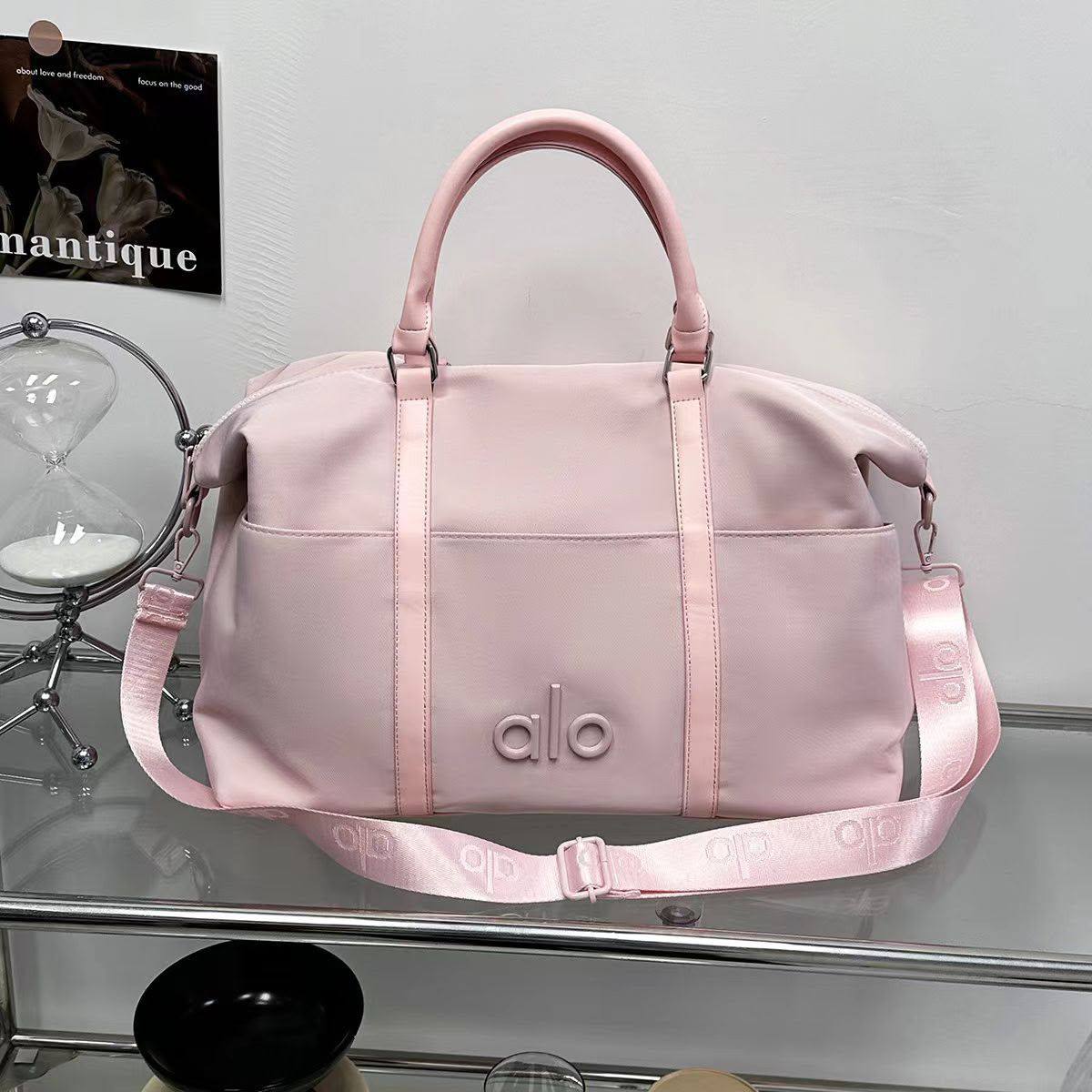 Alo
85 dhs💓
Good-quality 

Zain35
♥️♥️♥️