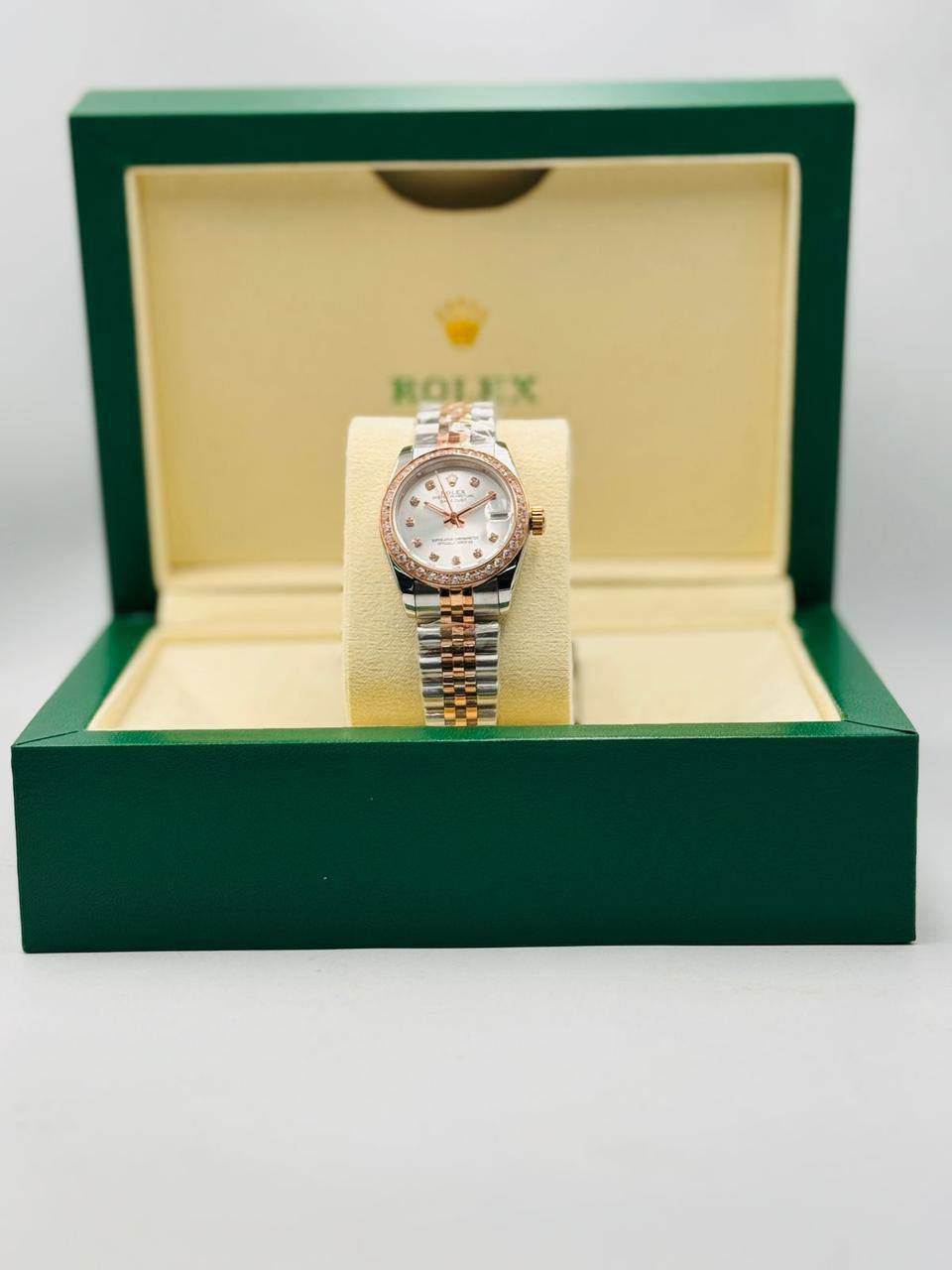 Rolex Ladies 
master quality
190 dhs🪙🌨️

Zain08
♥️♥️♥️