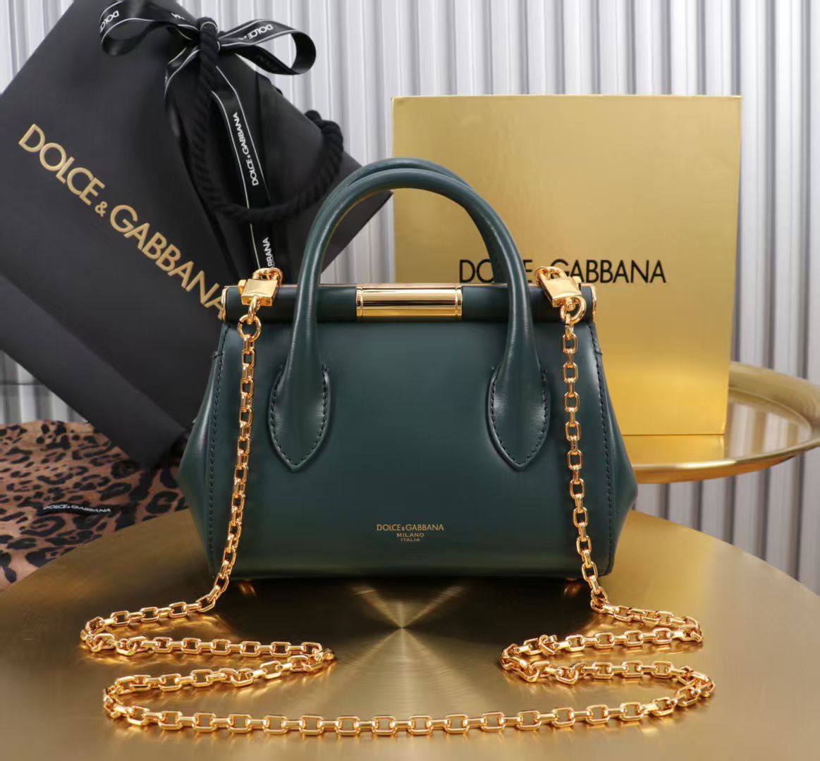 D&G
Super Master Quality
AAA+
For Price 👇 WTSP Text Zain 0568585901
0507557372
0544061607

Zain274
♥️♥️♥️