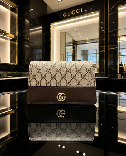 Gucci
90 dhs🇦🇪🇦🇪 
with box 
Good Quality

Zain07
♥️♥️♥️