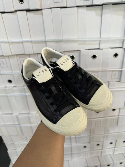 NEW CAME 
GOLDEN GOOSE / DB SHOES 
105 dhs🪙💚
Size 36 TO 41 

Zain40
♥️♥️♥️