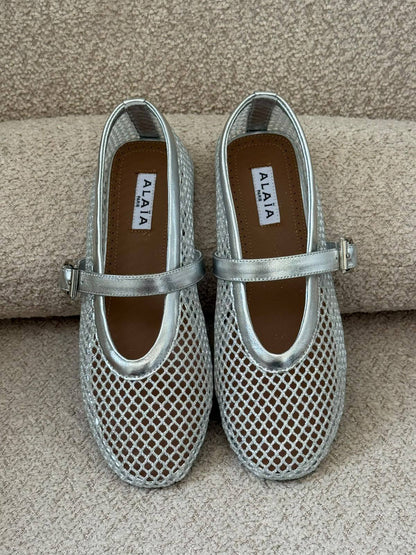 Alaia

𝐀𝐯𝐚𝐢𝐥𝐚𝐛𝐥𝐞 𝐍𝐨𝐰

𝐒𝐢𝐳𝐞𝐬: 𝟑𝟔 — 𝟒𝟏
430 dhs🇦🇪🇦🇪

Zain298
♥️♥️♥️