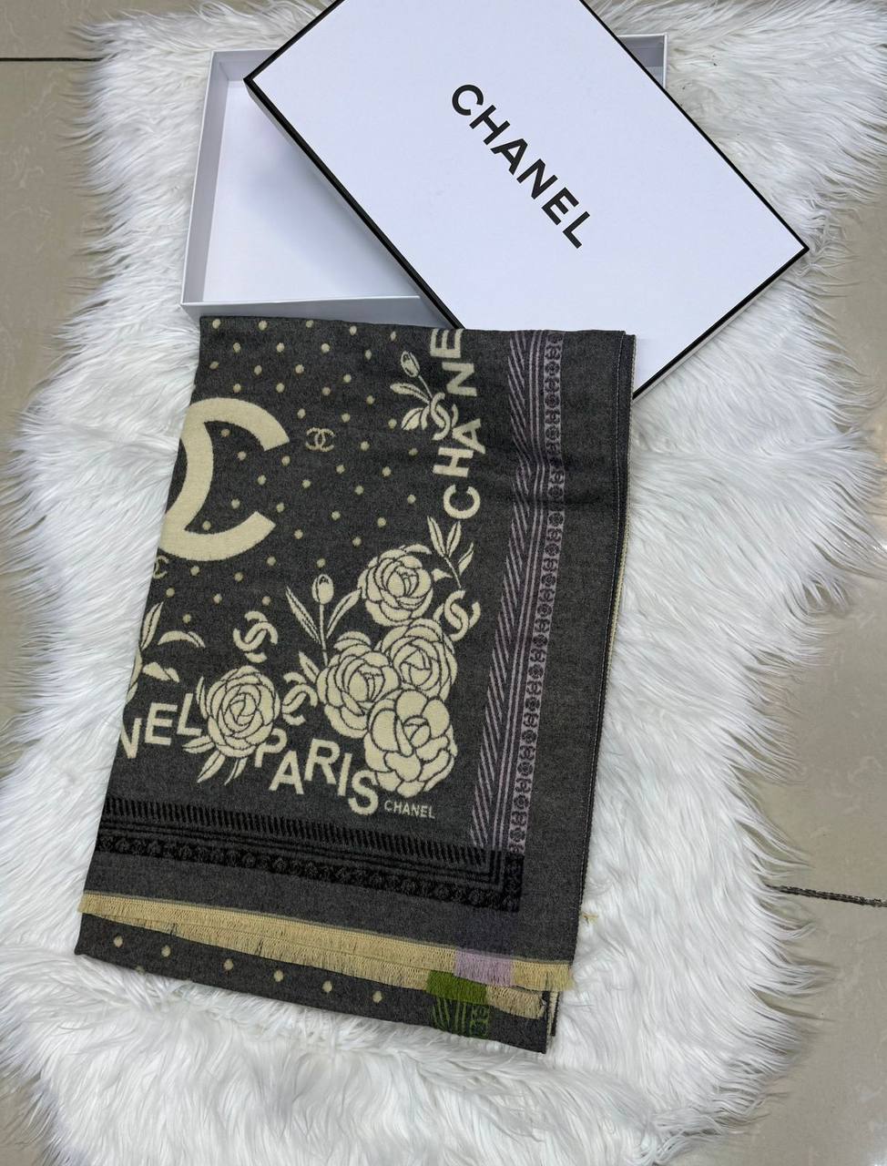 Winter scarf 
45 dhs🪙💚

Zain93