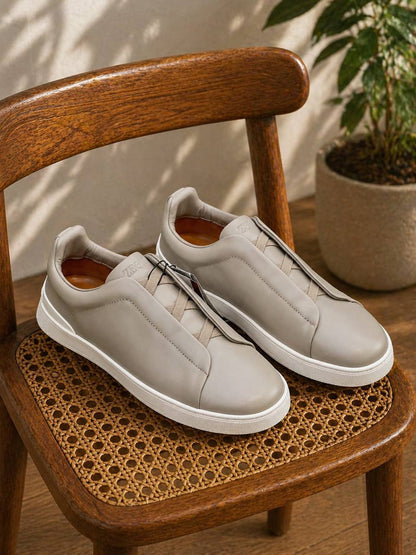 ZEGNA SHOES FOR MEN MASTER QUALITY

350 dhs✅

*SIZE : 40-41-42-43-44-45-46*

Zain58
♥️♥️♥️