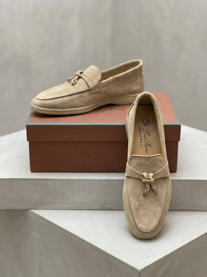 NEW CAME 

GOOD QUALITY 👌

LORO PIANA 

150 dhs🇦🇪🇦🇪
36 TO 41

Zain40
♥️♥️♥️