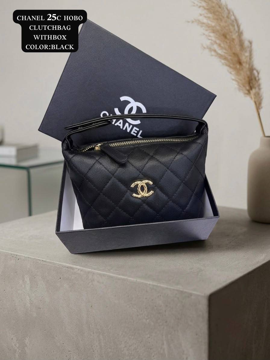 Chanel 𝟐𝟓ᴄ ʜᴏʙᴏ sᴍᴀʟʟ
 ᴄʟᴜᴛᴄʜ ʙᴀɢ  ʟᴏɴɢ ᴄʜᴀɪɴ
ɢᴏʟᴅ ʜᴀʀᴅᴡᴀʀᴇ
ᴛᴏᴘ ʜᴀɴᴅʟᴇ ᴇʟᴇɢᴀɴᴄᴇ
ᴡɪᴛʜʙᴏx🎁🎁🎁

ᴄᴀᴠɪᴀʀ ᴍᴀᴛᴇʀɪᴀʟ
95 dhs✅

Zain56
♥️♥️♥️