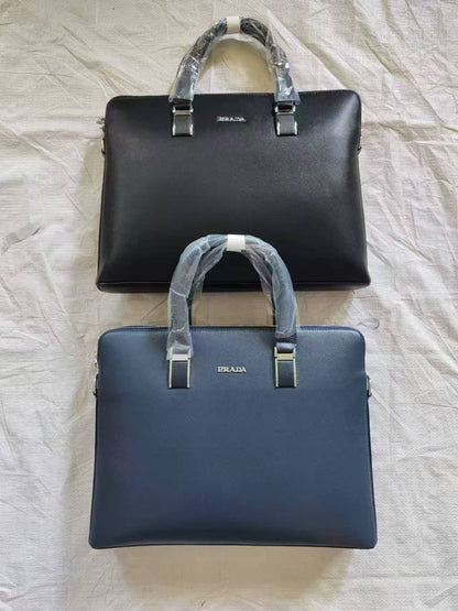 Laptop Bags
110 dhs❤️

Zain200
♥️♥️♥️