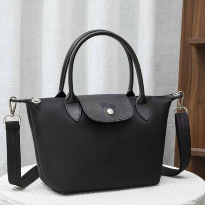 LONG CHAMP 
GOOD QUALITY 
55 dhs💓

Zain40
♥️♥️♥️