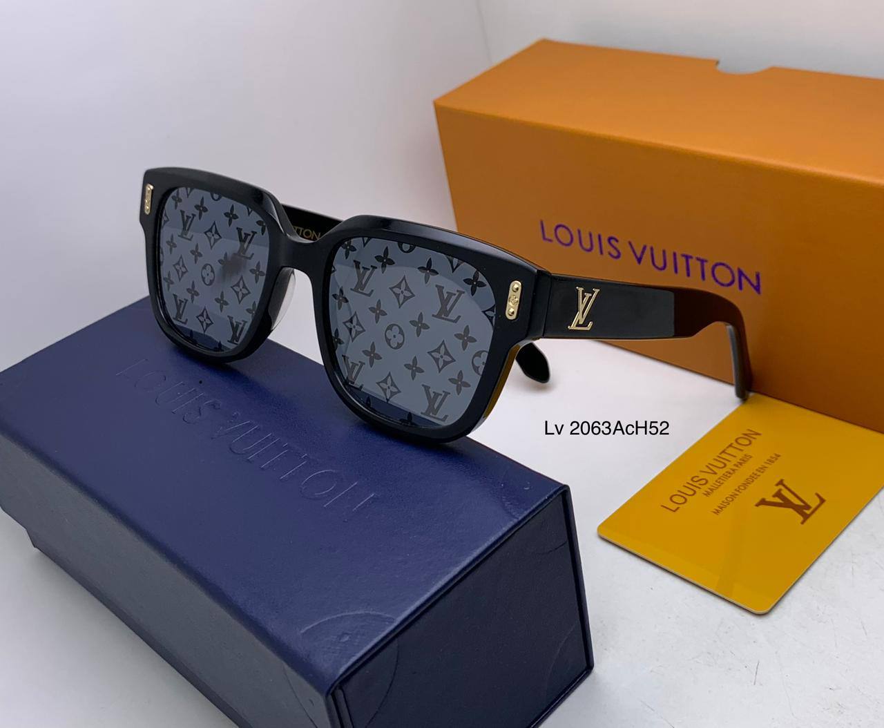 LV
Men’s master quality 
180 dhs❣️

Zain126
♥️♥️♥️