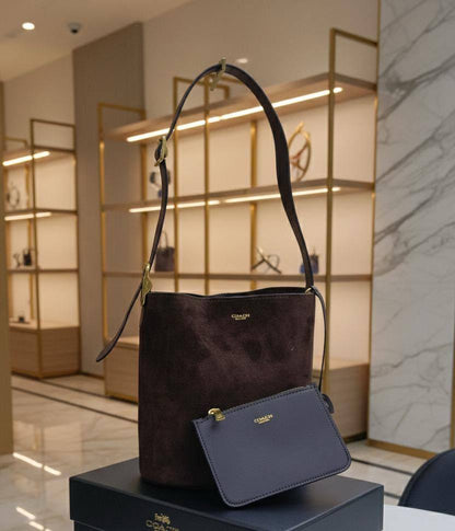 COACH 
GOOD QUALITY 💫
90 dhs✅

WITH BOX 
🎁🎁🎁

Zain28
♥️♥️♥️