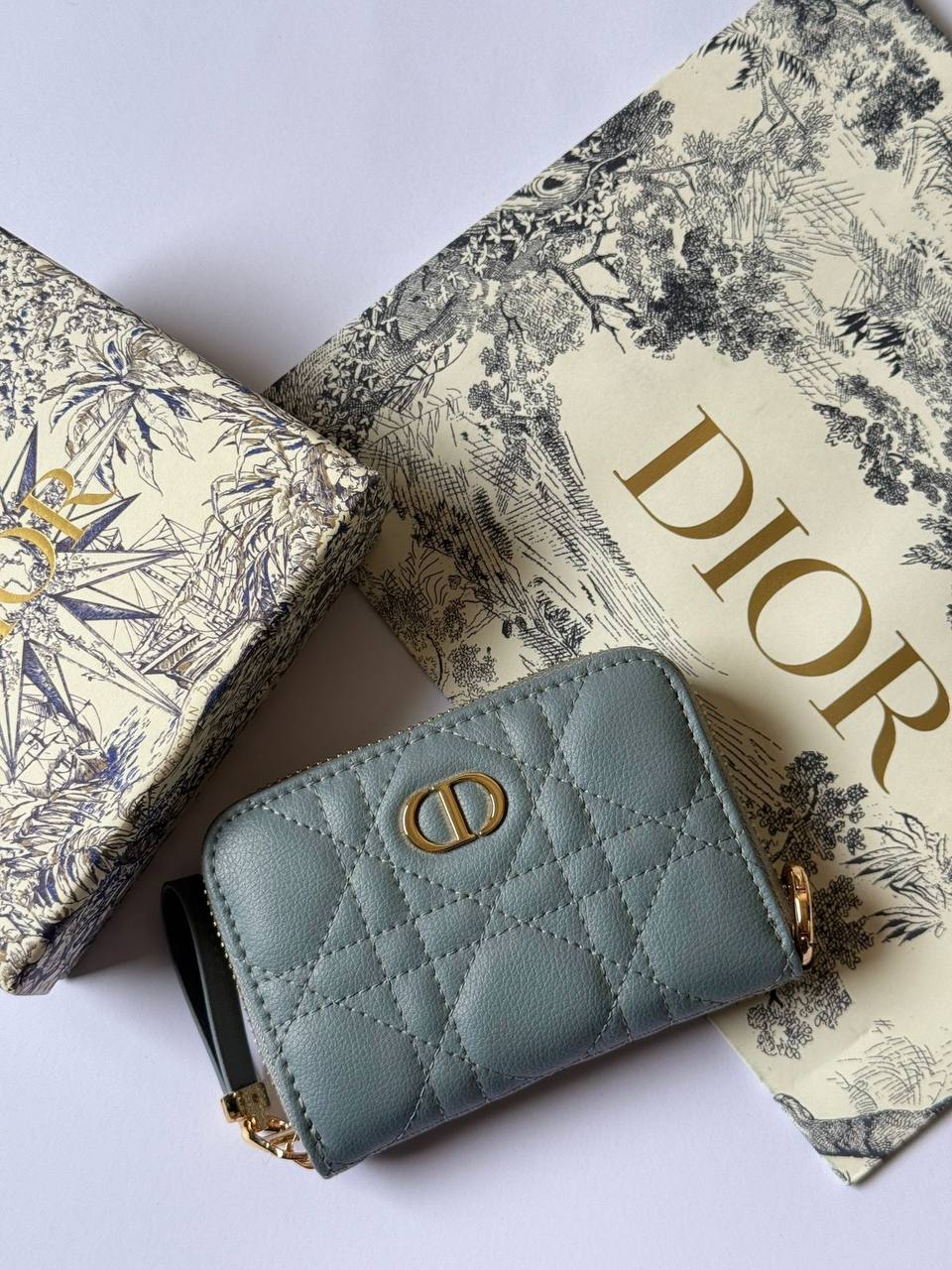 💝  *Dior*💝
💝*Super Master*💝
290 dhs🪙🌨️

Zain275
♥️♥️♥️