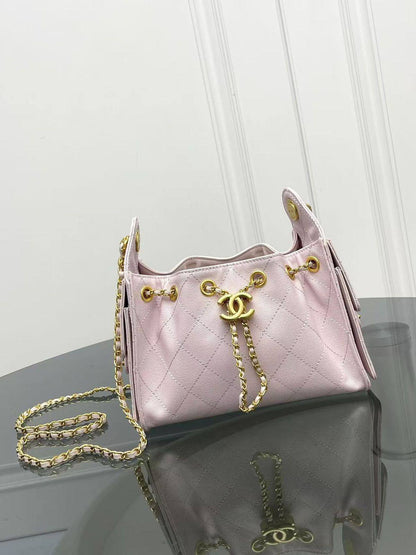 Chanel

22 cm

330 dhs🇦🇪🇦🇪

Zain297
♥️♥️♥️