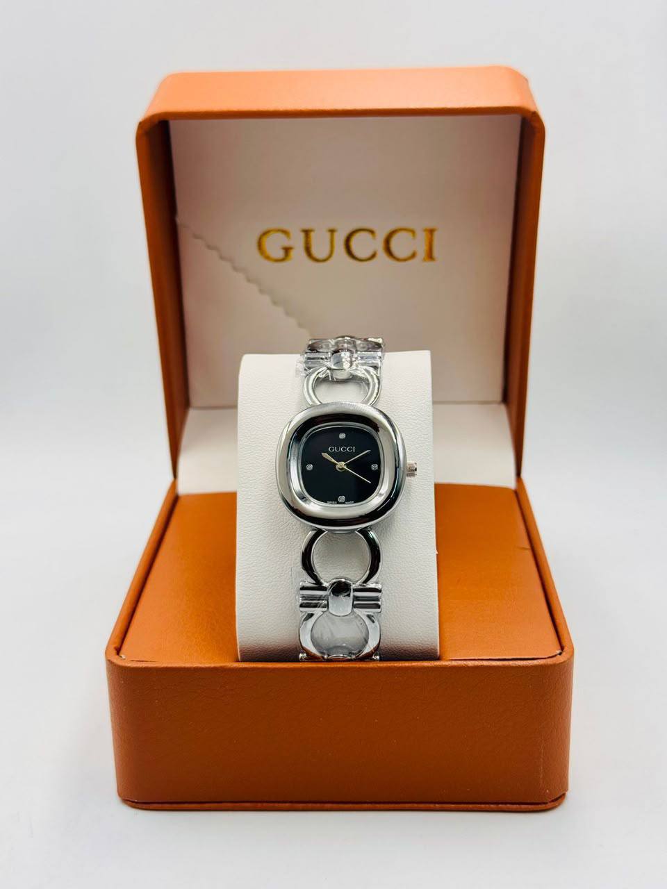 Gucci ladies
55 dhs🇦🇪🇦🇪

Zain08
♥️♥️♥️