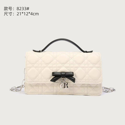 Dior
withbox 
120 dhs🇦🇪🇦🇪

Zain143
♥️♥️♥️