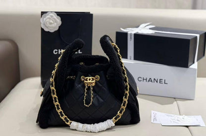 Master Bags
For Price 👇 WTSP Text Zain 0568585901

Zain192
♥️♥️♥️
