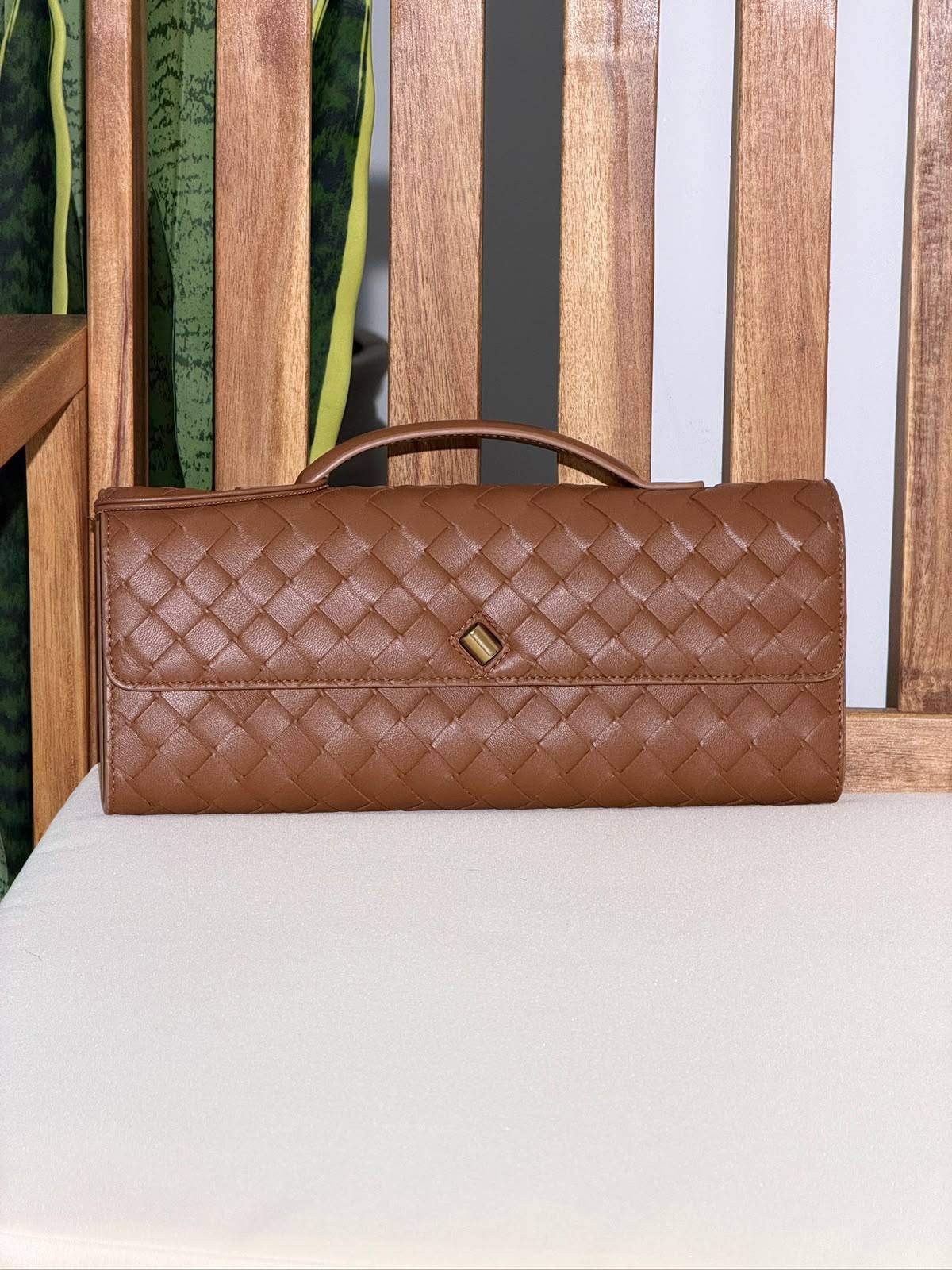 BOTTEGA VENETA 💫
VIP Quality ⚡️
Original Packing 🎁
Size 31CM📏
For Price 👇 WhatsApp✅
0568585901 
0507557372
0552275751 Owner Zain 👌

Zain321
♥️♥️♥️