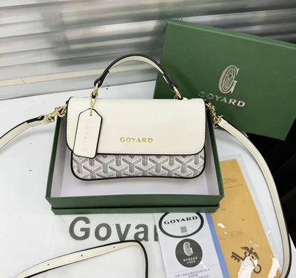 Goyard

With box 🎁
80 dhs🇦🇪🇦🇪

Zain232
♥️♥️♥️