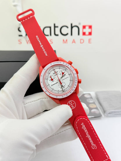 Moon swatch 

with original box 
85 dhs🇦🇪🇦🇪

Zain85 
♥️♥️♥️