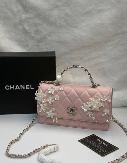 Chanel

220 dhs

Zain134
♥️♥️♥️