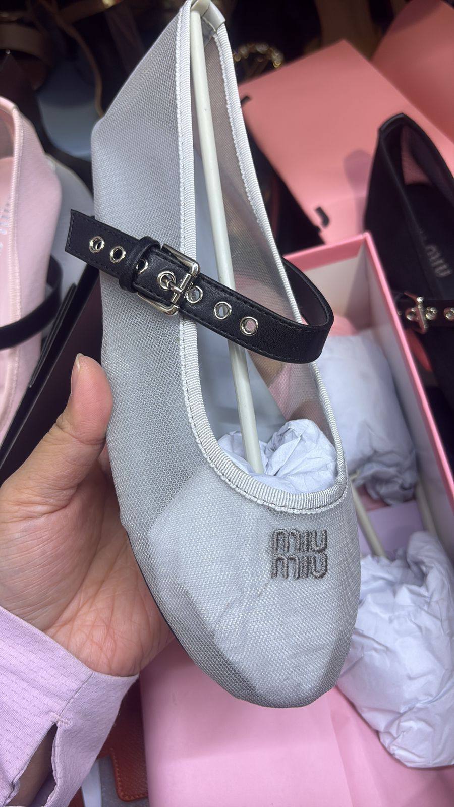 Miu Miu Ballet
Size 36-41
120 dhs🪙🌨️

Zain145
♥️♥️♥️
