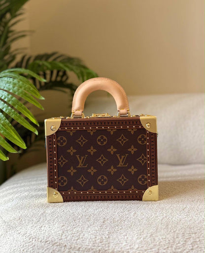 LV - Chanel 
Super Master Stock
    
             🍂 💛 🩷🍂
For Price 👇 WhatsApp✅
0568585901 
0507557372
0552275751 Owner Zain 👌

Zain246
♥️♥️♥️