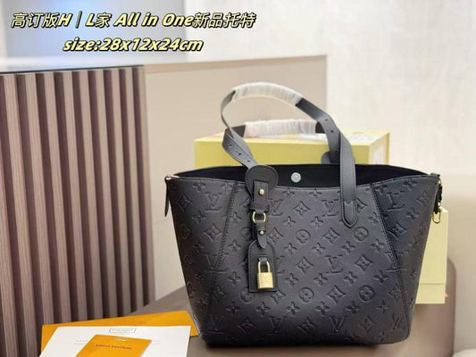 Master Bags 
New Stock
For Price 👇 WTSP Text Zain 0568585901

Zain153
♥️♥️♥️
