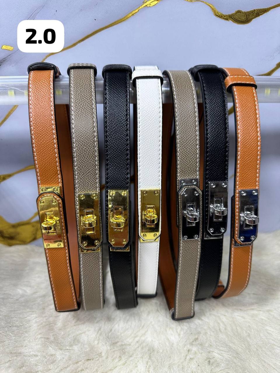 Hermes belt
With box 
🎁🎁🎁

40 dhs🪙💚

Zain136
♥️♥️♥️