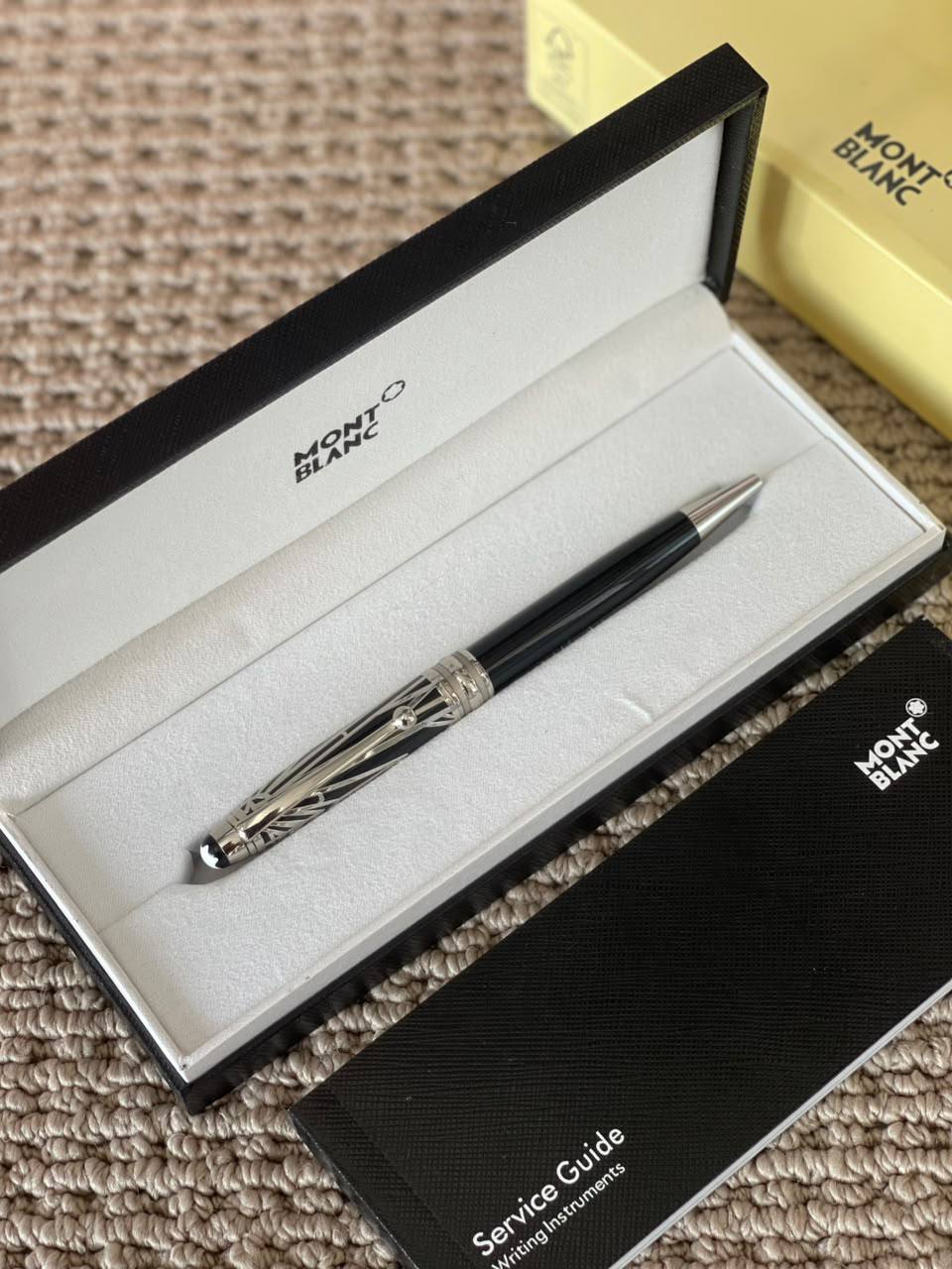 MONTBLANC
Pen
New Collection

Master Quality
200 dhs🇦🇪

Zain179
♥️♥️♥️